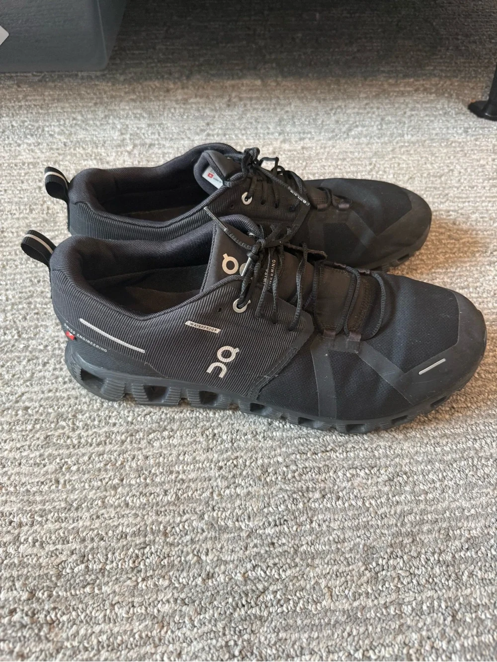 On Running Cloud Waterproof Black Running Shoes Men’s US 11.5 EU 46
